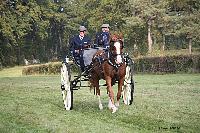 Photo n 51048&#10;La tradition aux courses du Pin au Haras. 2021 &#10;Jrme DESREZ avec un Tilbury attel  un Trotteur
Photo Nadine TOUDIC&#10;Affiche 15 fois&#10;Ajoute le 13/10/2021 11:47:47 par Nadinetoudic&#10;&#10;--> Cliquer pour agrandir <--
